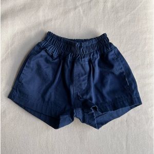 The Beaufort Bonnet Company Sheffield Shorts in Nantucket Navy size 0-3 months